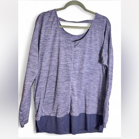 Danskin Tops - Danskin Heathered Purple Sweatshirt